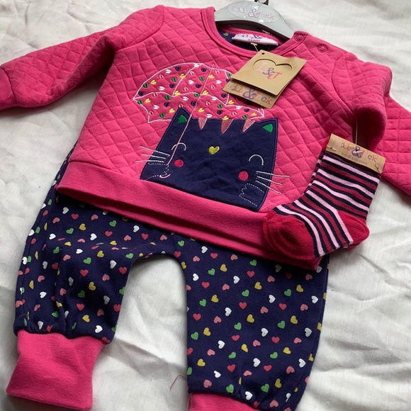 🎉 Lily & Jack 3 piece set 3/6 months NWT - Picture 2 of 8